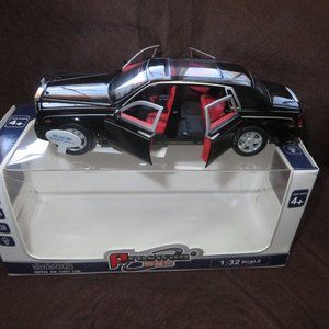 1:32 Scale Rolls-Royce Die-Cast car sound and light by Proswon